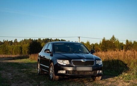 Skoda Superb III рестайлинг, 2012 год, 1 300 000 рублей, 3 фотография