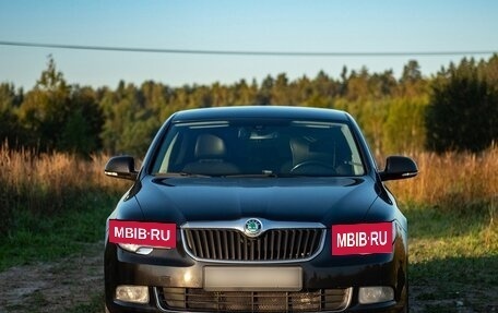 Skoda Superb III рестайлинг, 2012 год, 1 300 000 рублей, 2 фотография