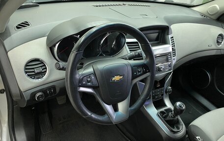 Chevrolet Cruze II, 2012 год, 999 000 рублей, 7 фотография