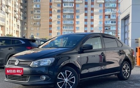 Volkswagen Polo VI (EU Market), 2013 год, 729 000 рублей, 2 фотография