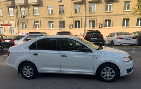 Skoda Rapid I, 2015 год, 1 050 000 рублей, 3 фотография