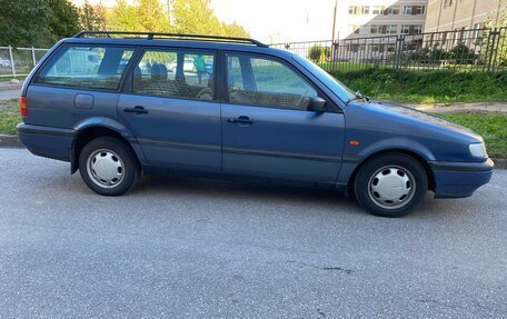 Volkswagen Passat B4, 1993 год, 250 000 рублей, 2 фотография