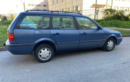 Volkswagen Passat B4, 1993 год, 250 000 рублей, 3 фотография