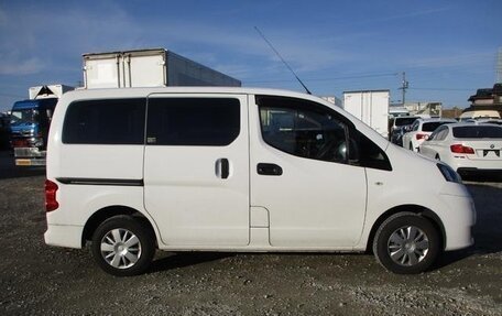 Nissan NV200, 2017 год, 1 100 000 рублей, 3 фотография