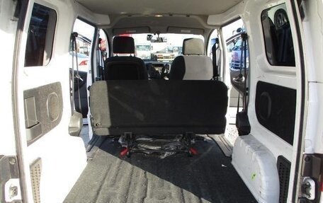 Nissan NV200, 2017 год, 1 100 000 рублей, 16 фотография