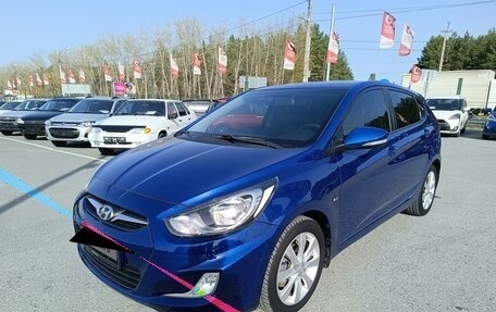 Hyundai Solaris II рестайлинг, 2011 год, 999 000 рублей, 3 фотография