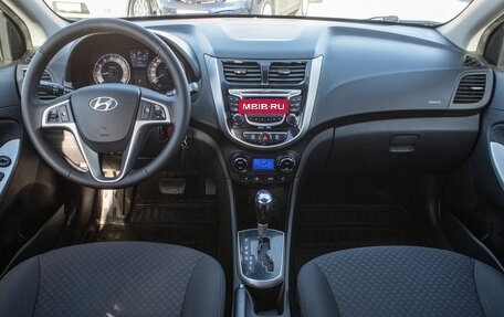 Hyundai Solaris II рестайлинг, 2012 год, 1 060 000 рублей, 10 фотография