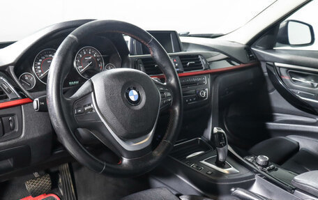 BMW 3 серия, 2012 год, 1 600 000 рублей, 14 фотография