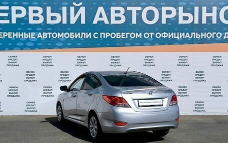 Hyundai Solaris II рестайлинг, 2012 год, 925 000 рублей, 7 фотография