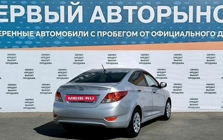 Hyundai Solaris II рестайлинг, 2012 год, 925 000 рублей, 5 фотография