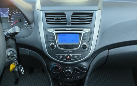 Hyundai Solaris II рестайлинг, 2012 год, 925 000 рублей, 18 фотография