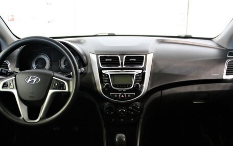 Hyundai Solaris II рестайлинг, 2012 год, 875 000 рублей, 12 фотография