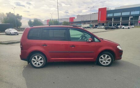 Volkswagen Touran III, 2008 год, 850 000 рублей, 9 фотография