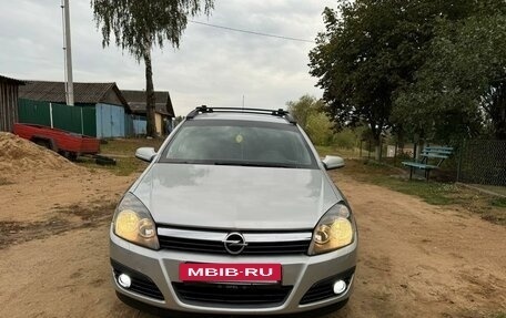 Opel Astra H, 2004 год, 515 000 рублей, 3 фотография