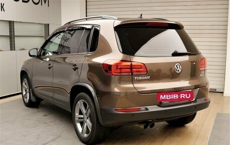 Volkswagen Tiguan I, 2016 год, 1 890 000 рублей, 6 фотография