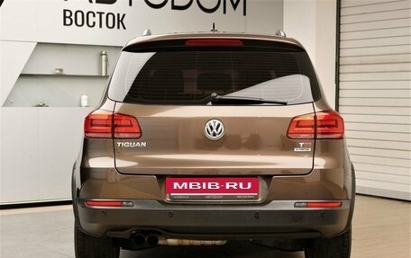 Volkswagen Tiguan I, 2016 год, 1 890 000 рублей, 5 фотография