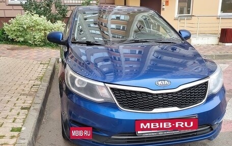 KIA Rio III рестайлинг, 2016 год, 1 050 000 рублей, 2 фотография