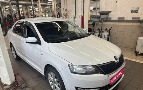 Skoda Rapid I, 2015 год, 947 000 рублей, 3 фотография