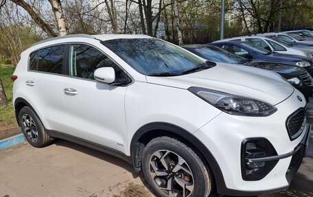 KIA Sportage IV рестайлинг, 2018 год, 2 100 000 рублей, 3 фотография