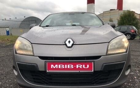 Renault Megane III, 2010 год, 635 000 рублей, 4 фотография