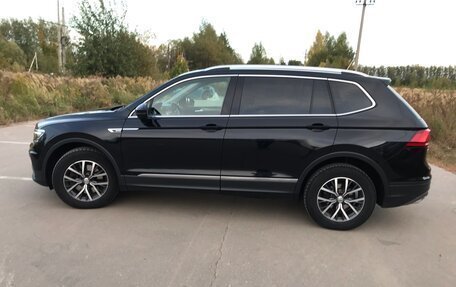 Volkswagen Tiguan II, 2018 год, 3 100 000 рублей, 9 фотография