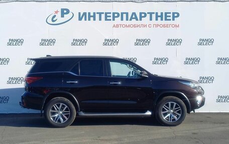 Toyota Fortuner II, 2018 год, 3 590 000 рублей, 4 фотография