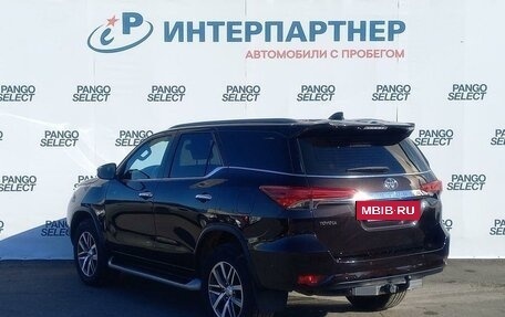 Toyota Fortuner II, 2018 год, 3 590 000 рублей, 7 фотография