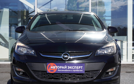 Opel Astra J, 2013 год, 983 000 рублей, 2 фотография