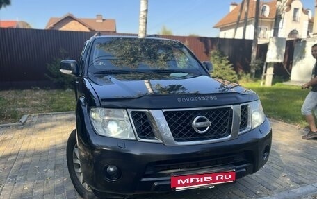 Nissan Pathfinder, 2010 год, 1 570 000 рублей, 3 фотография