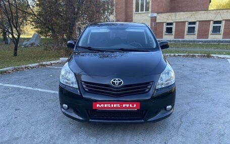 Toyota Verso I, 2009 год, 1 225 000 рублей, 2 фотография