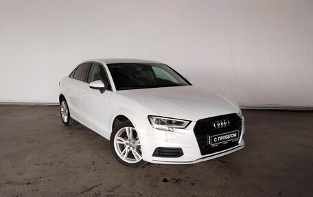 Audi A3, 2018 год, 2 305 000 рублей, 3 фотография