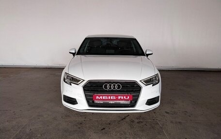 Audi A3, 2018 год, 2 305 000 рублей, 2 фотография