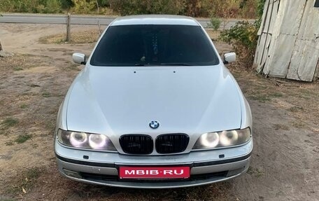 BMW 5 серия, 1999 год, 670 000 рублей, 1 фотография