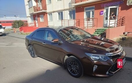 Toyota Camry, 2017 год, 2 840 000 рублей, 9 фотография