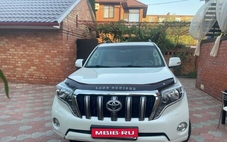 Toyota Land Cruiser Prado 150 рестайлинг 2, 2013 год, 4 500 000 рублей, 3 фотография