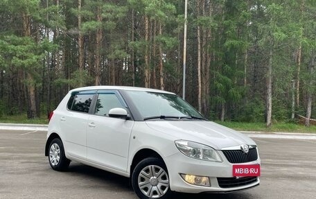 Skoda Fabia II, 2013 год, 959 000 рублей, 3 фотография