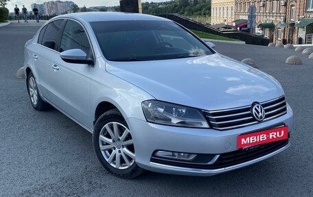 Volkswagen Passat B7, 2012 год, 1 195 000 рублей, 2 фотография