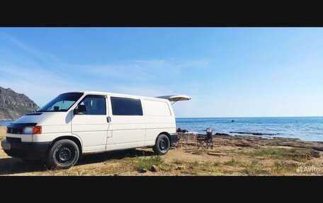 Volkswagen Transporter T4, 2002 год, 649 999 рублей, 3 фотография