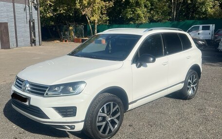 Volkswagen Touareg III, 2018 год, 4 490 000 рублей, 2 фотография