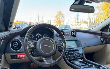 Jaguar XJ IV (X351), 2016 год, 3 900 000 рублей, 15 фотография