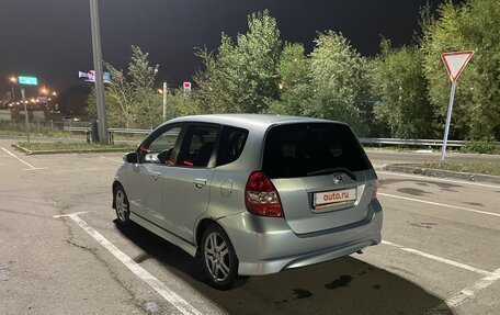 Honda Jazz I рестайлинг, 2007 год, 750 000 рублей, 4 фотография