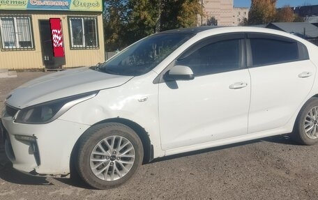 KIA Rio IV, 2017 год, 999 000 рублей, 1 фотография