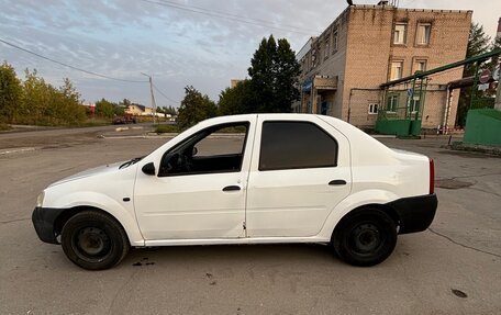 Renault Logan I, 2006 год, 210 000 рублей, 3 фотография