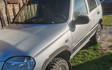 Chevrolet Niva I рестайлинг, 2004 год, 165 000 рублей, 4 фотография