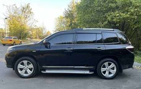 Toyota Highlander III, 2012 год, 2 180 000 рублей, 9 фотография