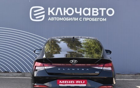 Hyundai Elantra, 2021 год, 2 060 000 рублей, 4 фотография