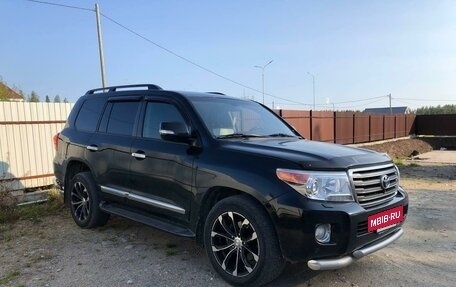 Toyota Land Cruiser 200, 2013 год, 4 200 000 рублей, 9 фотография