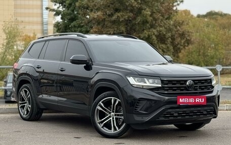 Volkswagen Teramont I, 2021 год, 5 190 000 рублей, 2 фотография