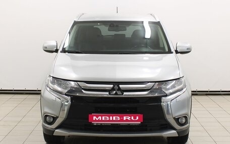 Mitsubishi Outlander III рестайлинг 3, 2015 год, 2 099 900 рублей, 2 фотография