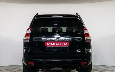 Toyota Land Cruiser Prado 150 рестайлинг 2, 2015 год, 3 489 000 рублей, 6 фотография